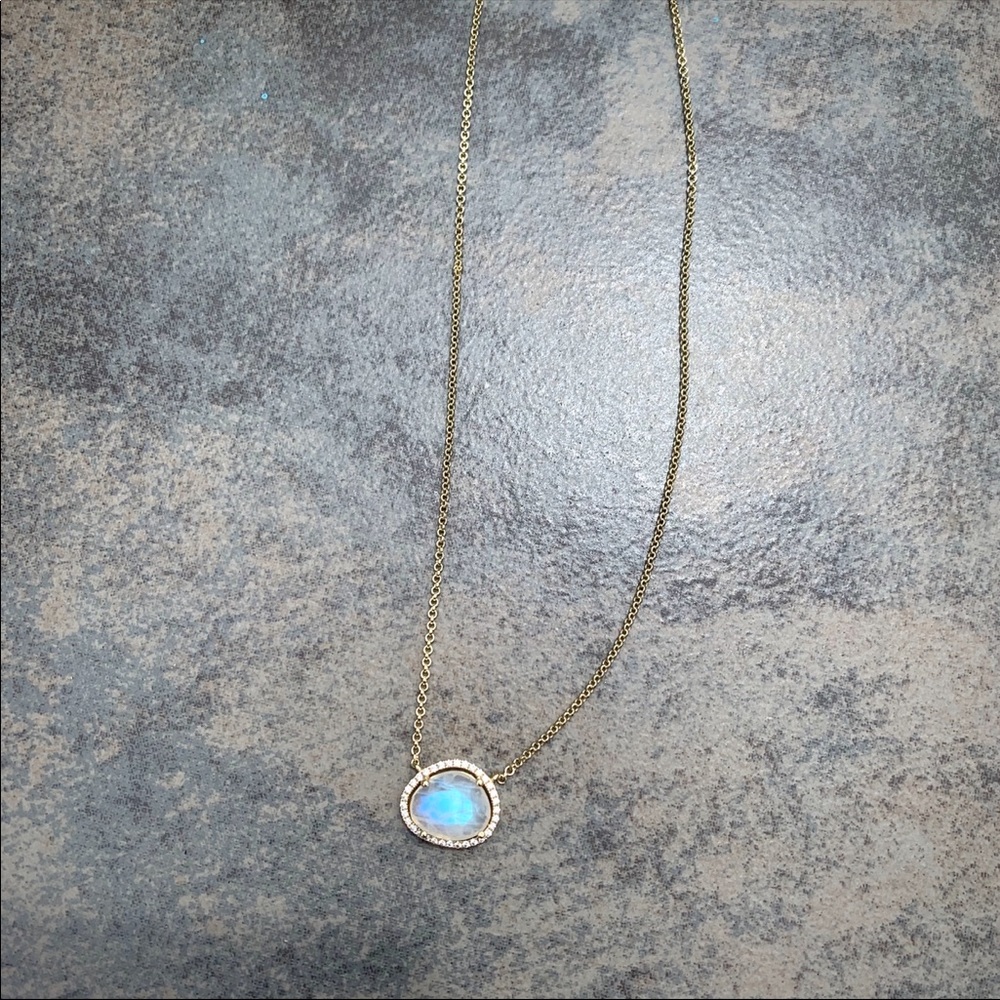 Glowy 925 Silver Elliptical Moonstone Halo Necklace